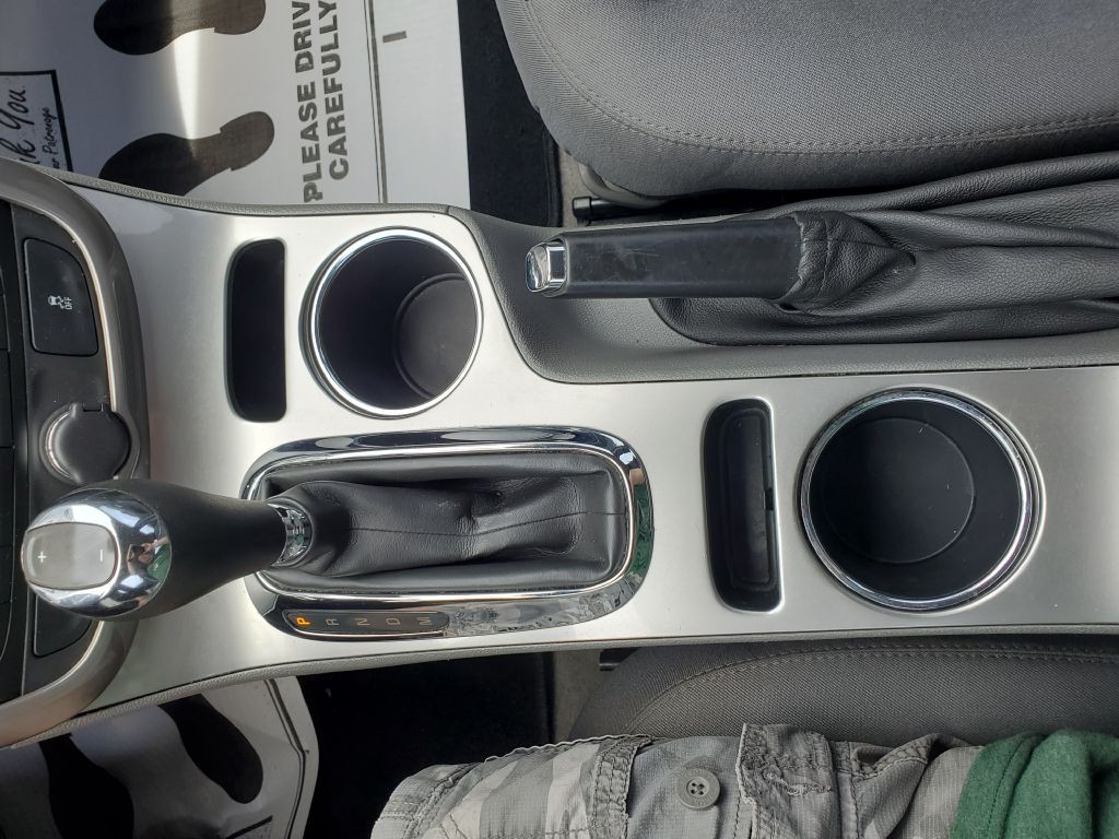 2016 Chevrolet Malibu Image 14