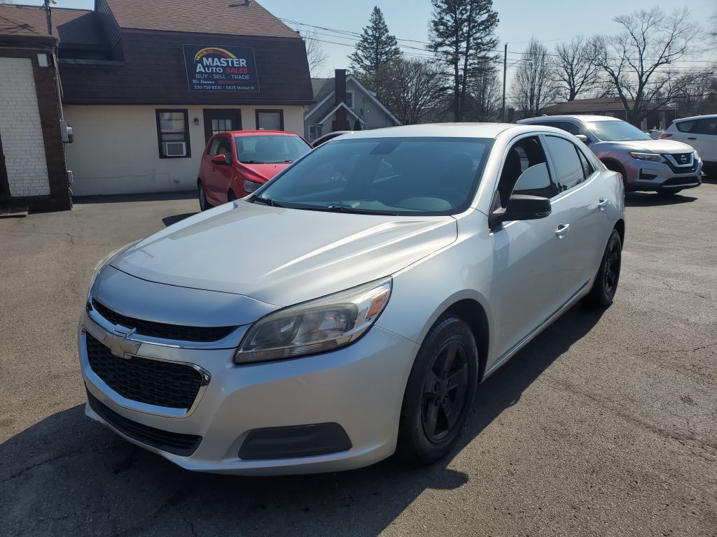 2016 Chevrolet Malibu Image 1
