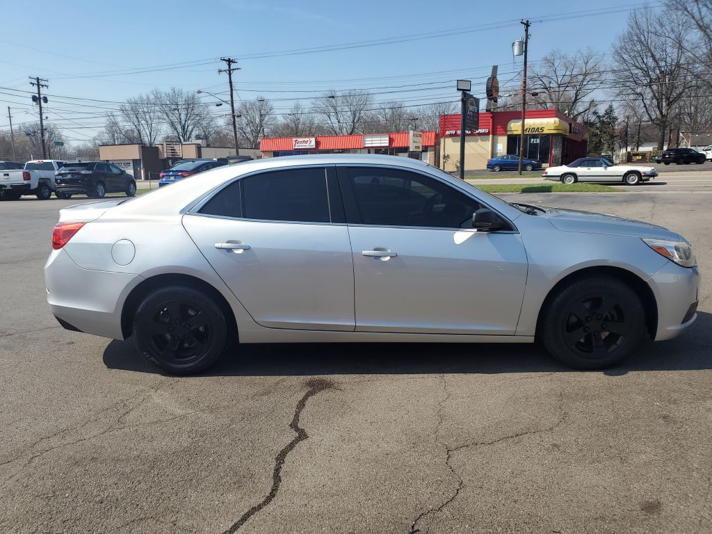 2016 Chevrolet Malibu Image 6