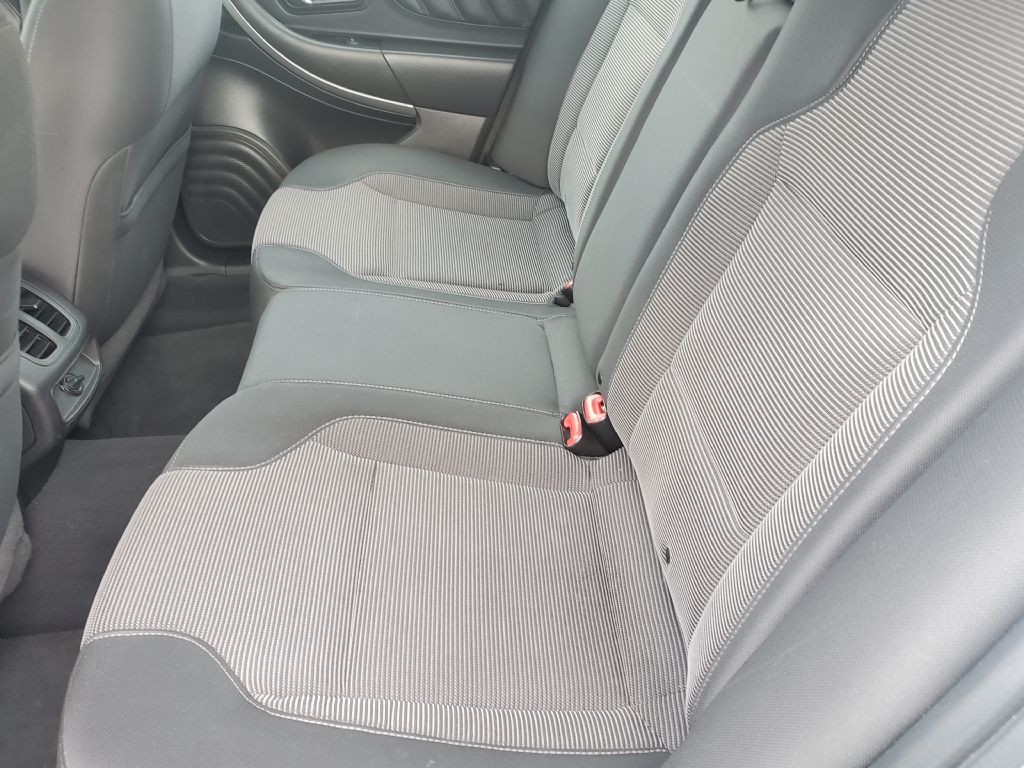 2019 Ford Taurus Image 11