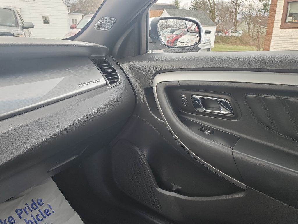 2019 Ford Taurus Image 14