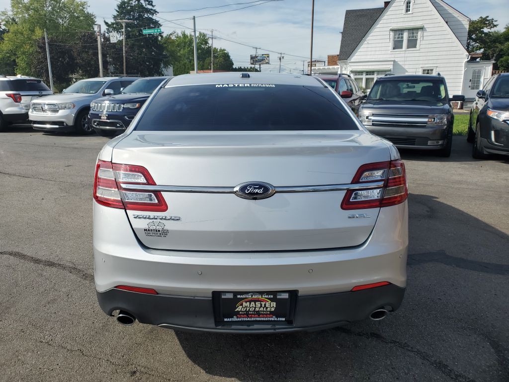 2019 Ford Taurus Image 4