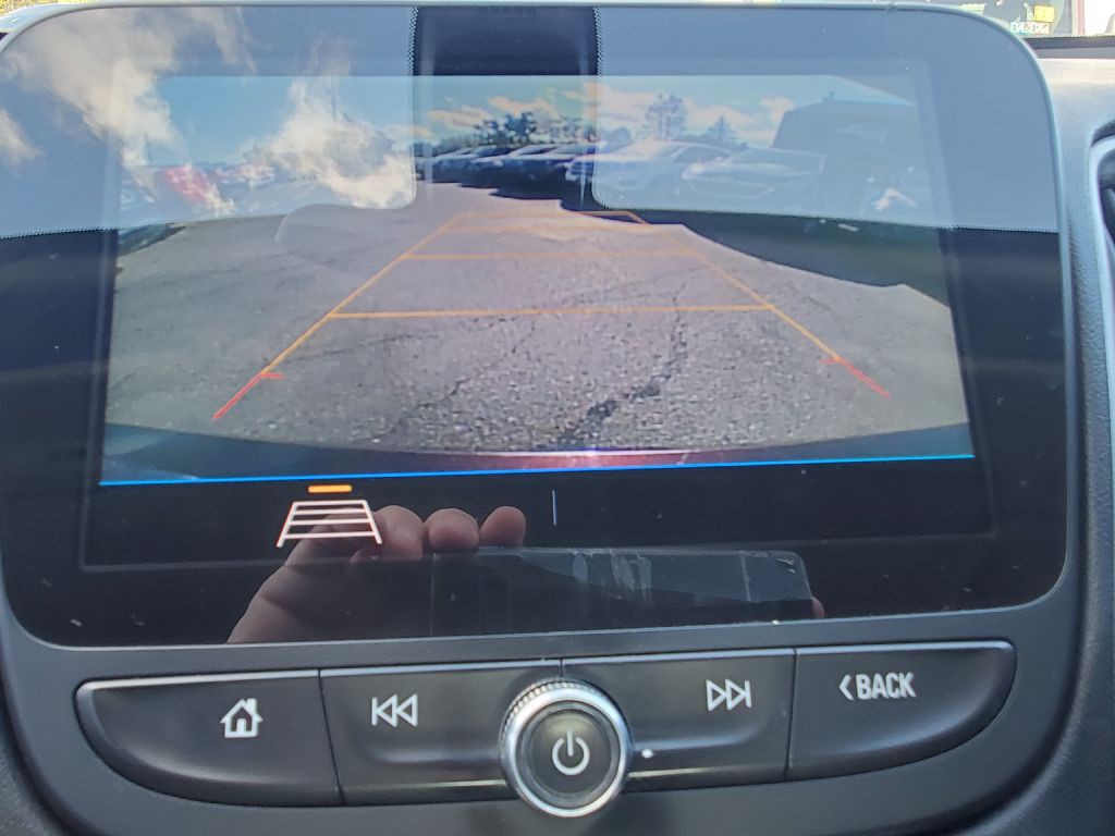 2020 Chevrolet Malibu Image 18