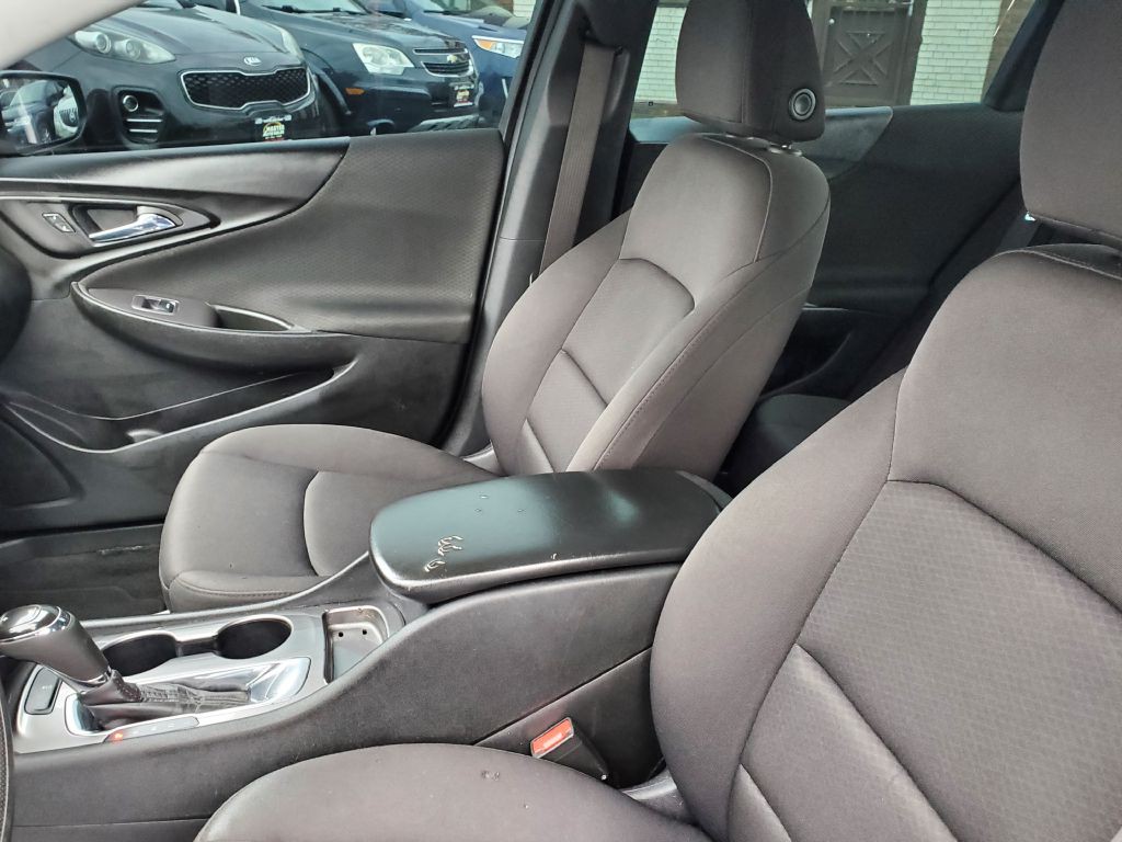 2020 Chevrolet Malibu Image 11