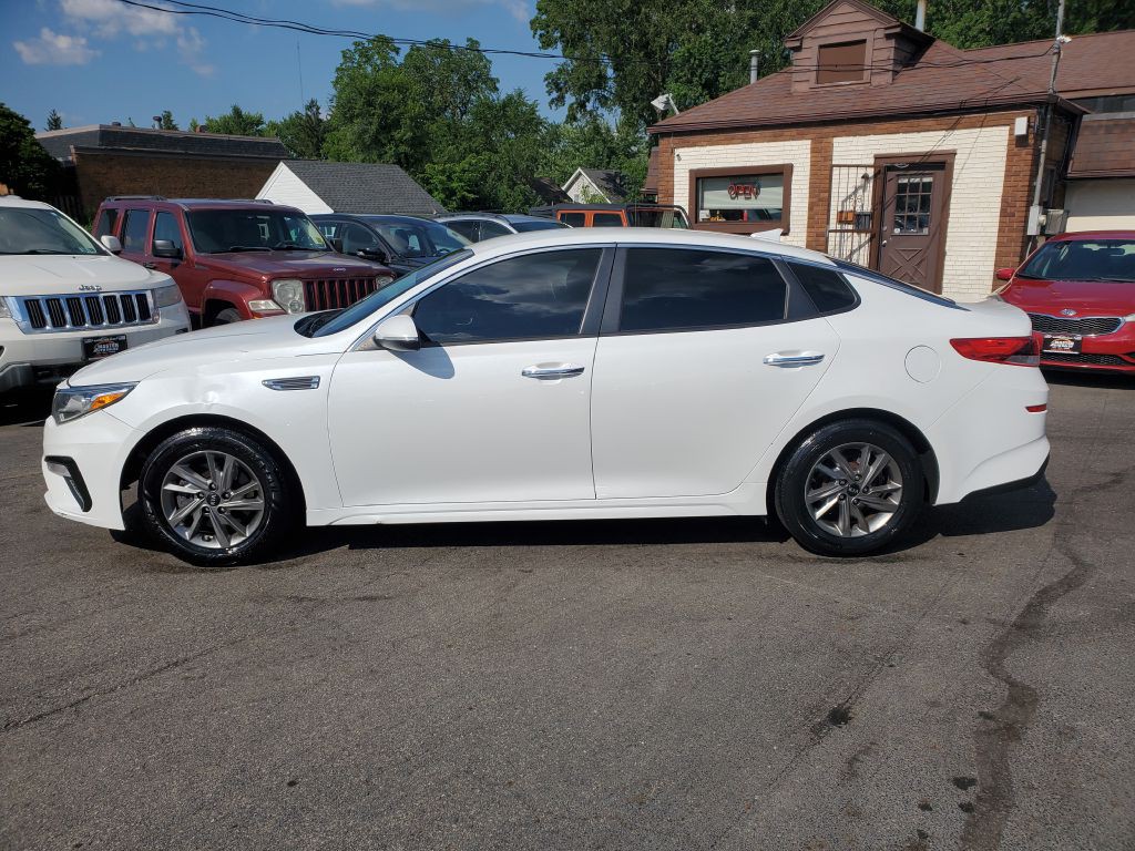 2019 Kia Optima Image 2
