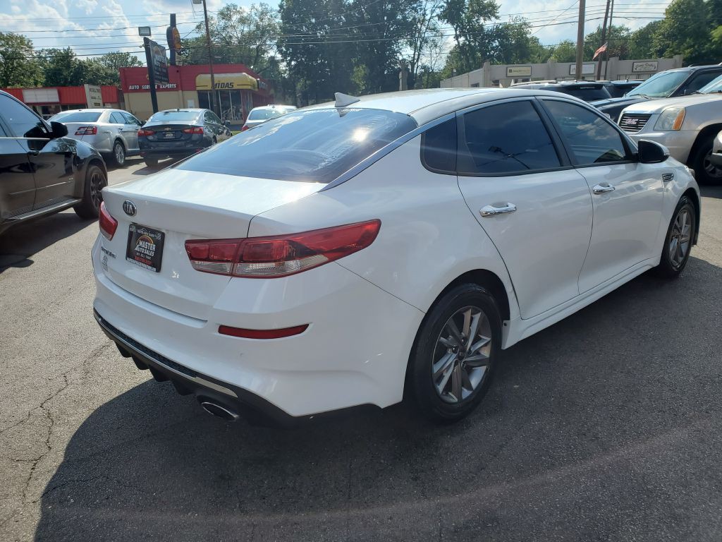 2019 Kia Optima Image 5