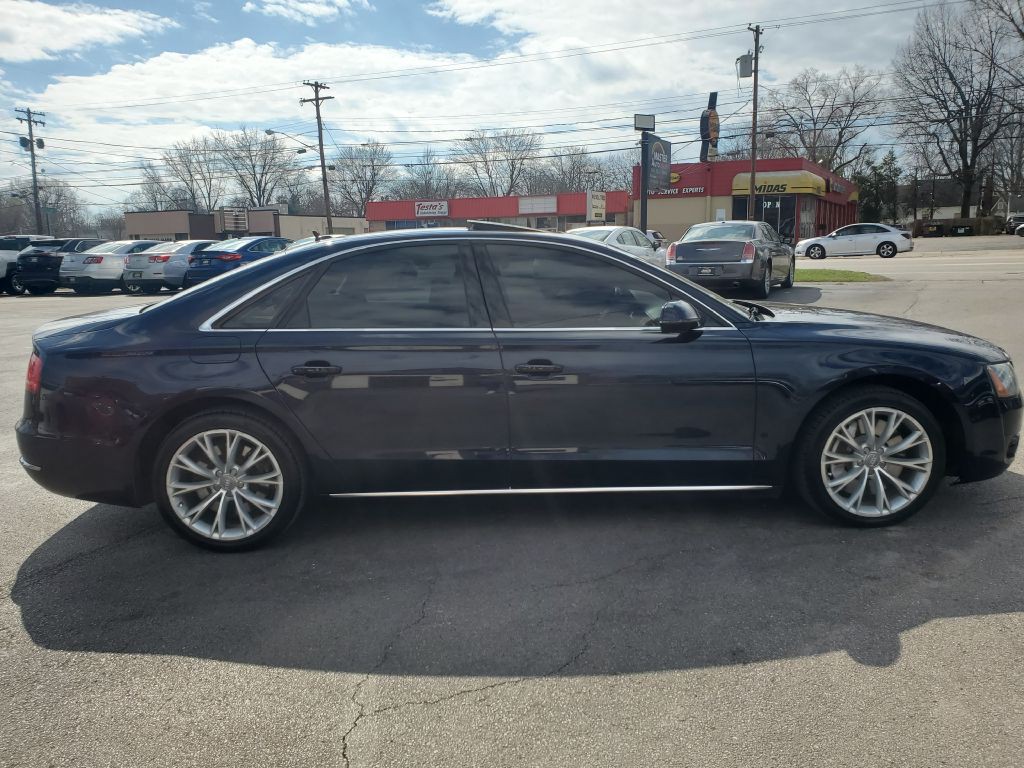 2011 Audi A8 Image 6