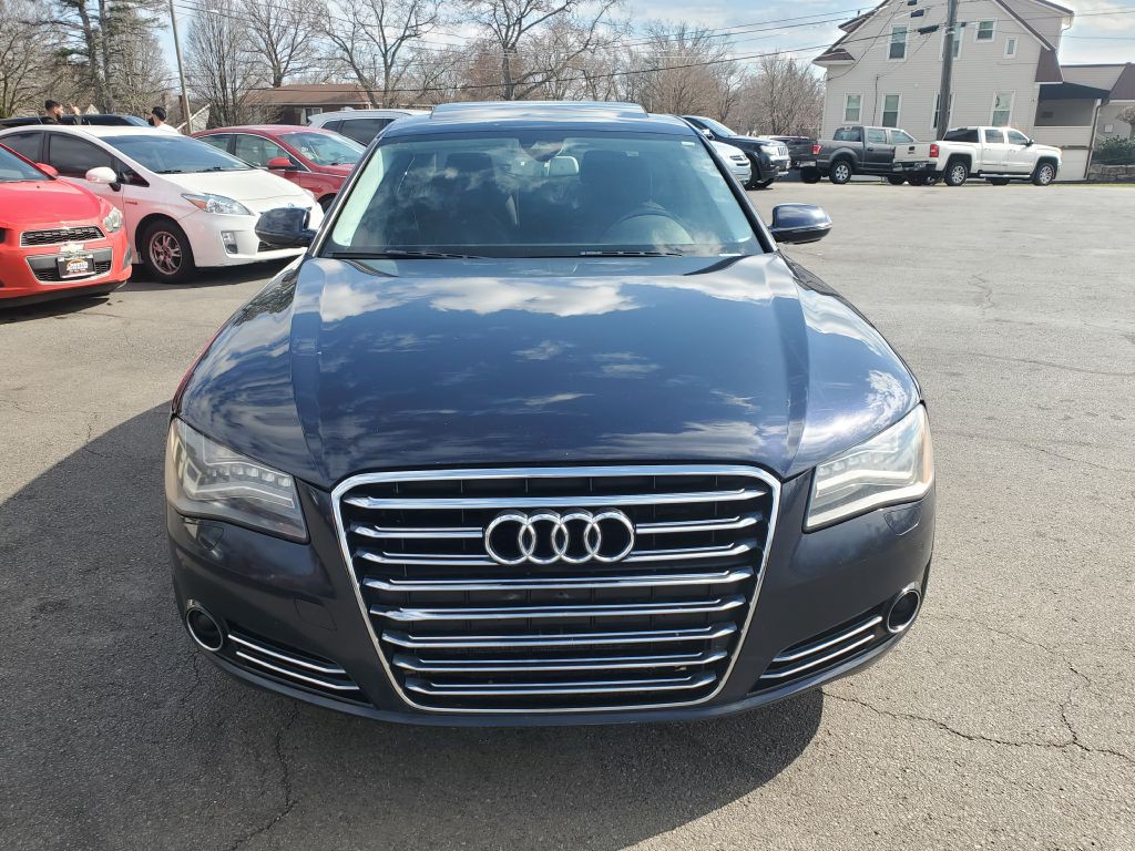 2011 Audi A8 Image 8