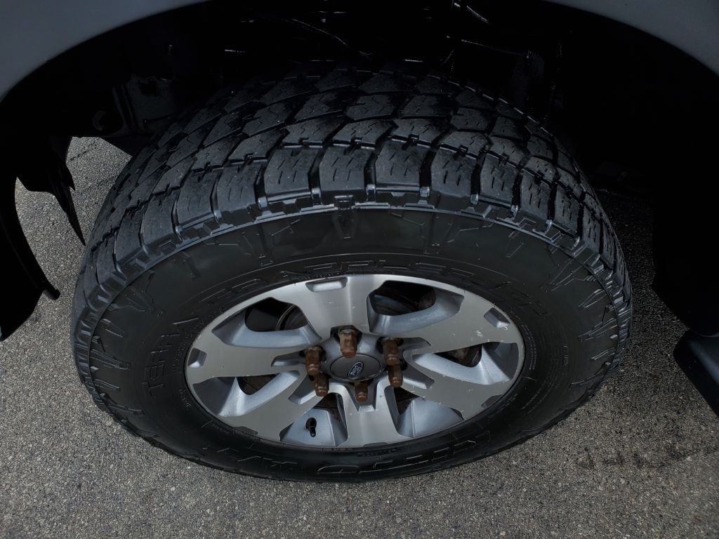 2013 Ford F-150 Image 9