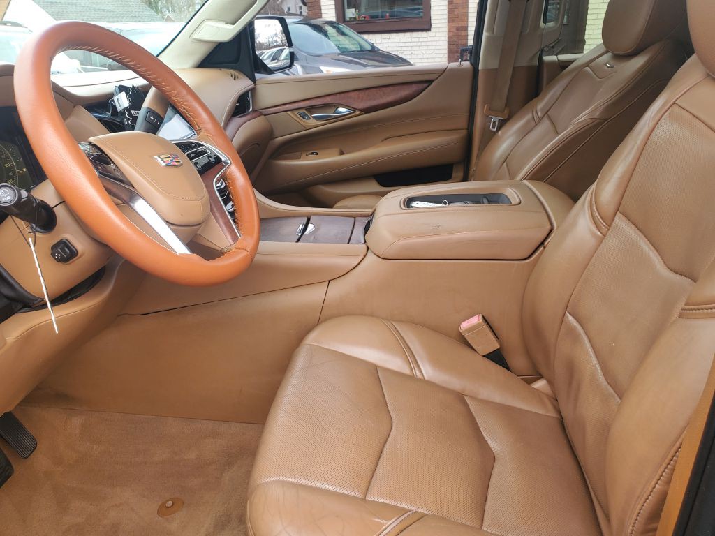 2015 Cadillac Escalade Image 10