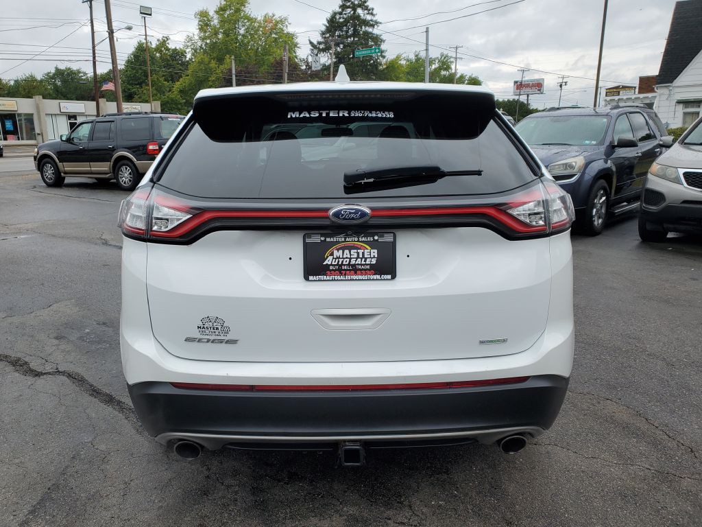 2017 Ford Edge Image 4