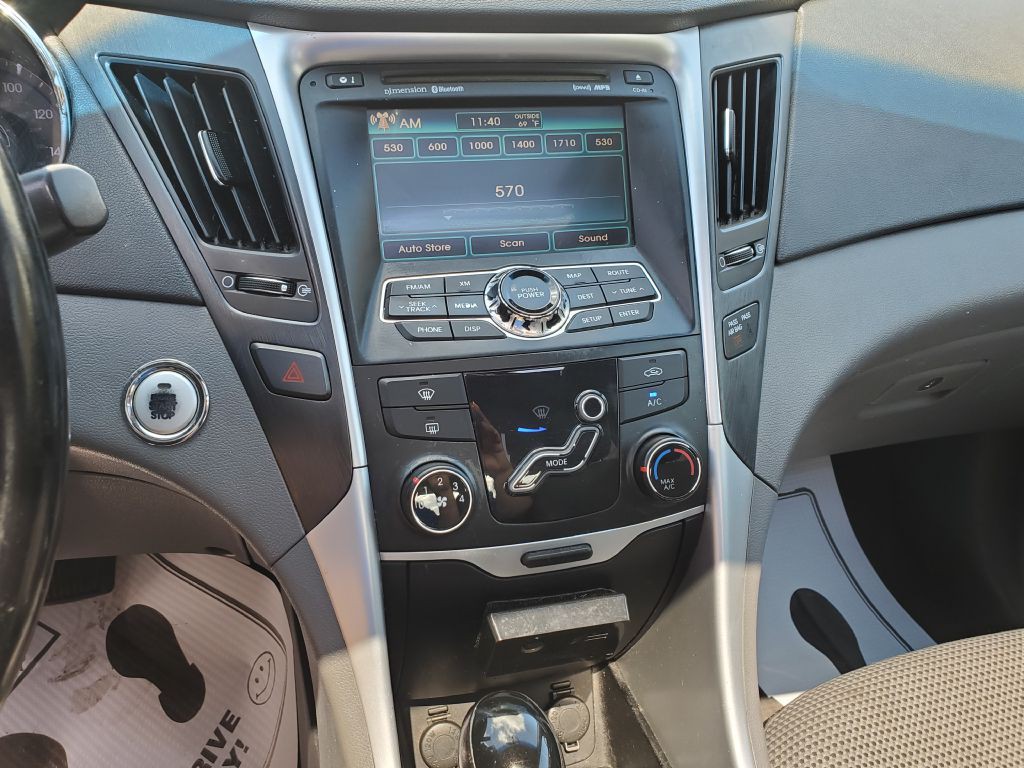 2011 Hyundai Sonata Image 13