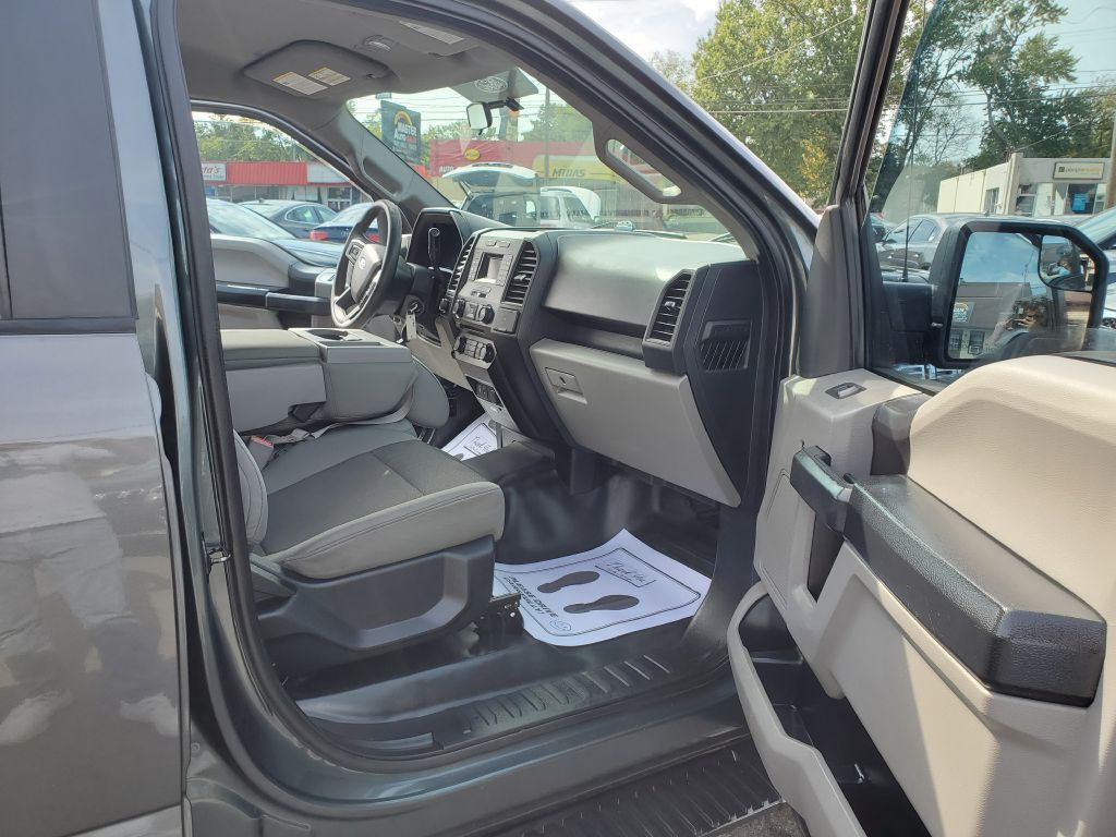 2015 Ford F-150 Image 15