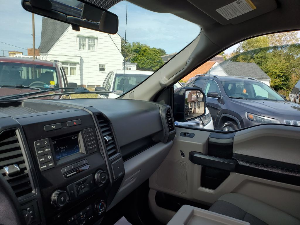 2015 Ford F-150 Image 17