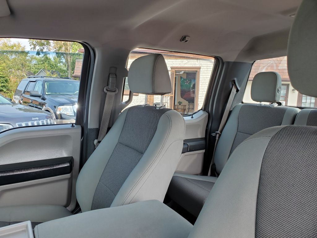 2015 Ford F-150 Image 18