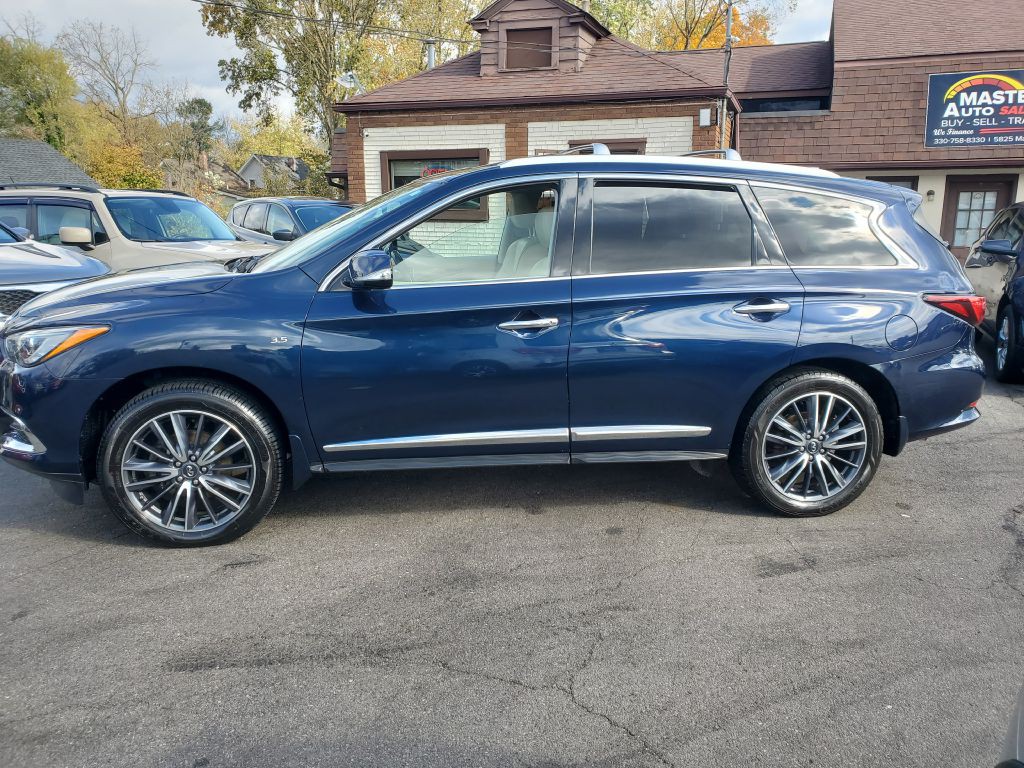 2017 INFINITI QX60 Image 2