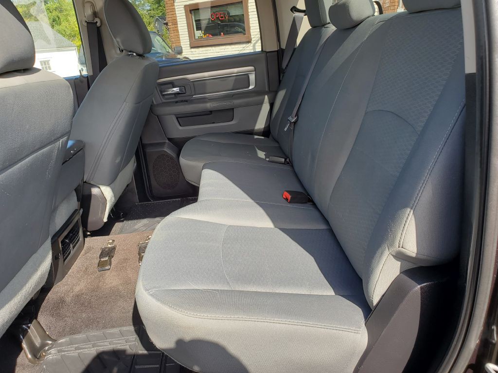 2016 RAM 1500 Image 11