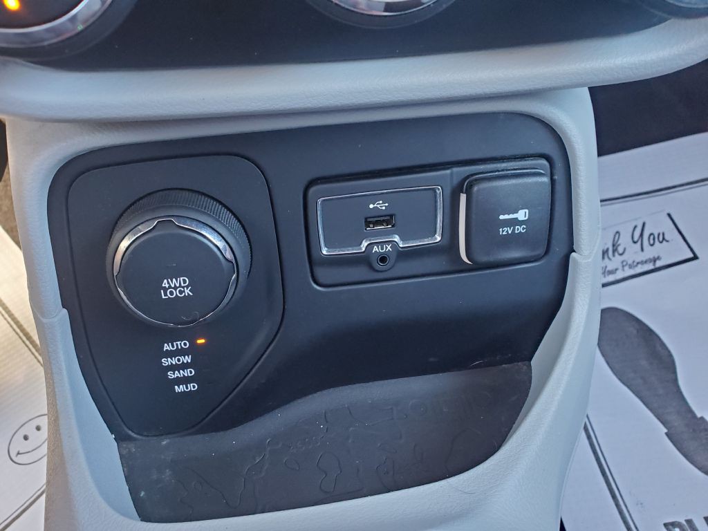 2015 Jeep Renegade Image 15