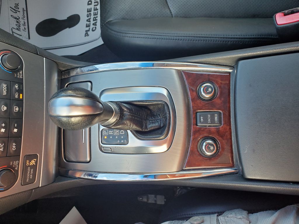 2011 INFINITI G25 Image 15