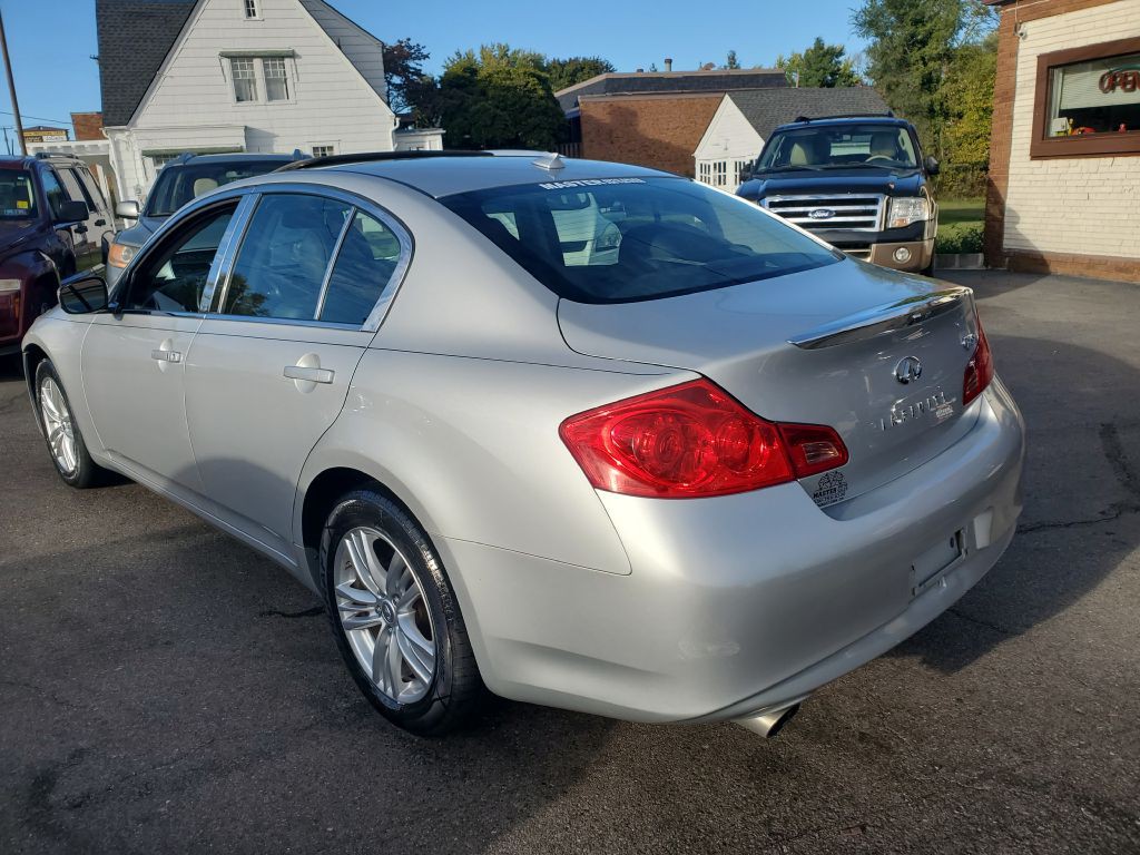 2011 INFINITI G25 Image 21