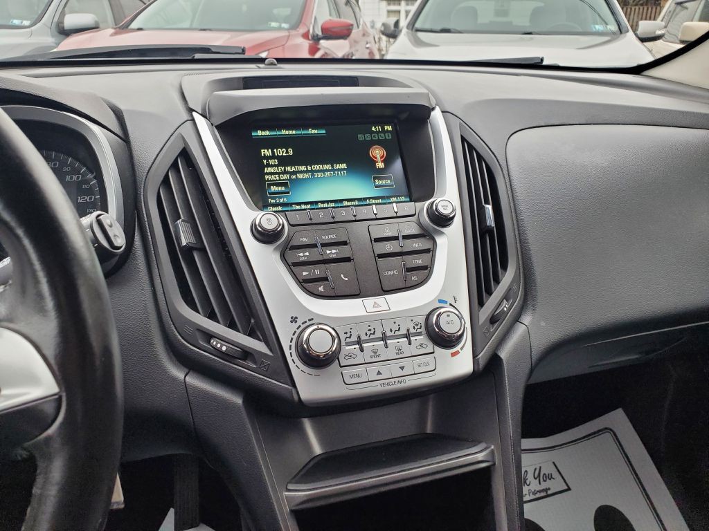 2015 Chevrolet Sonic Image 14