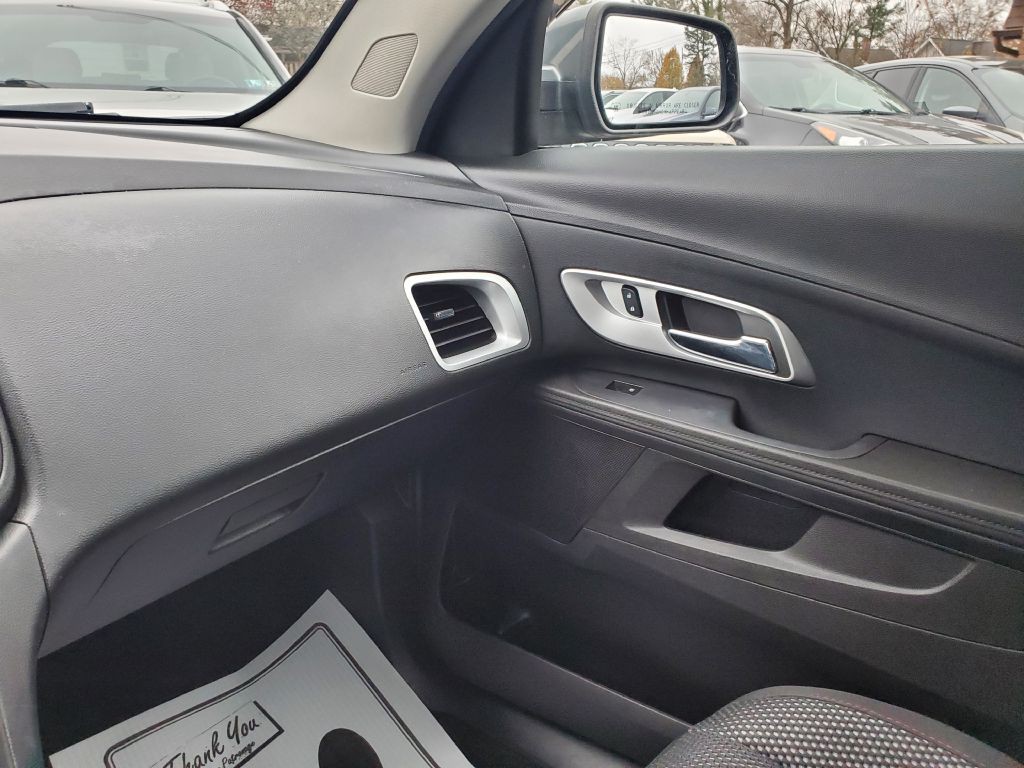 2015 Chevrolet Sonic Image 15