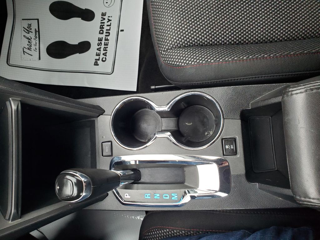 2015 Chevrolet Sonic Image 16