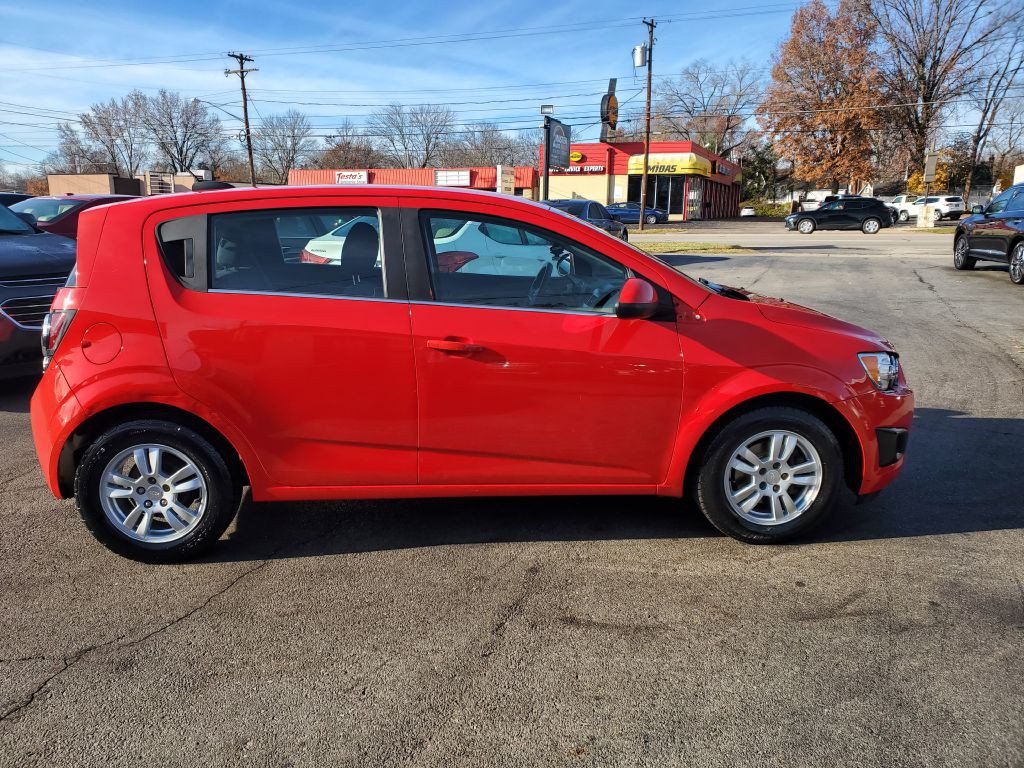 2015 Chevrolet Sonic Image 8