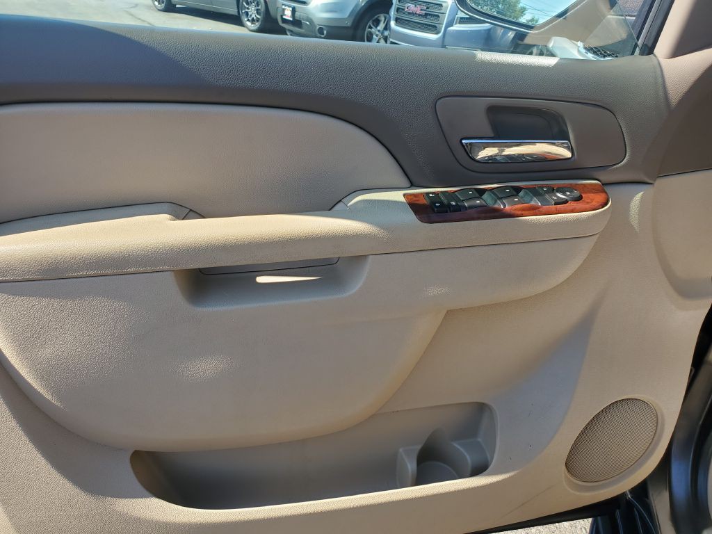 2011 Chevrolet Tahoe Image 9