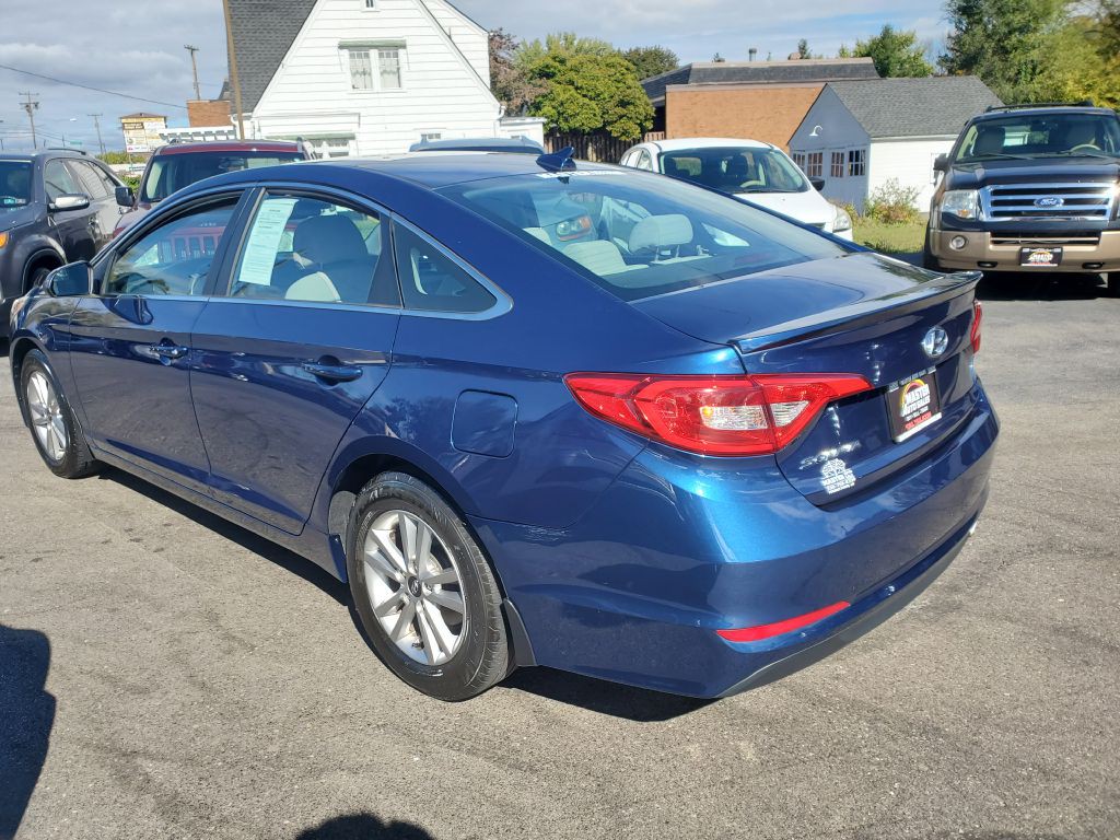 2016 Hyundai Sonata Image 3