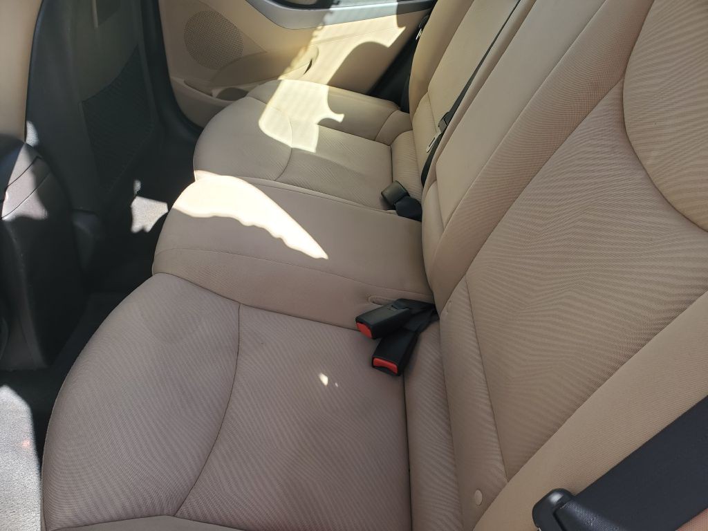 2013 Hyundai Elantra Image 12