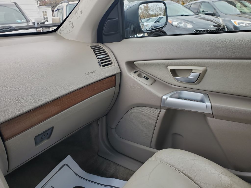 2006 Volvo XC90 Image 16