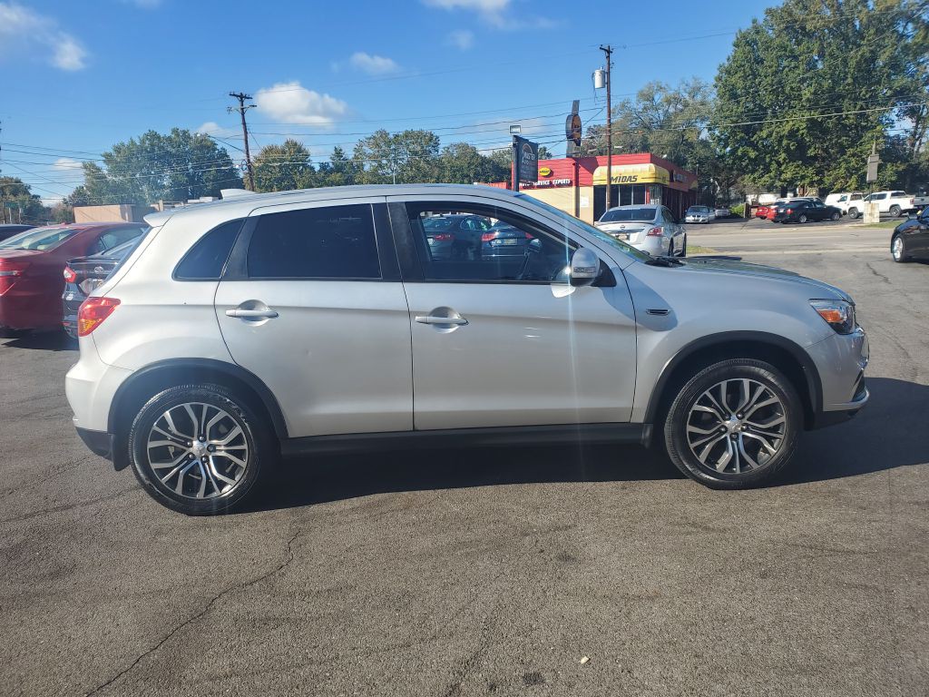 2018 Mitsubishi Outlander Image 7