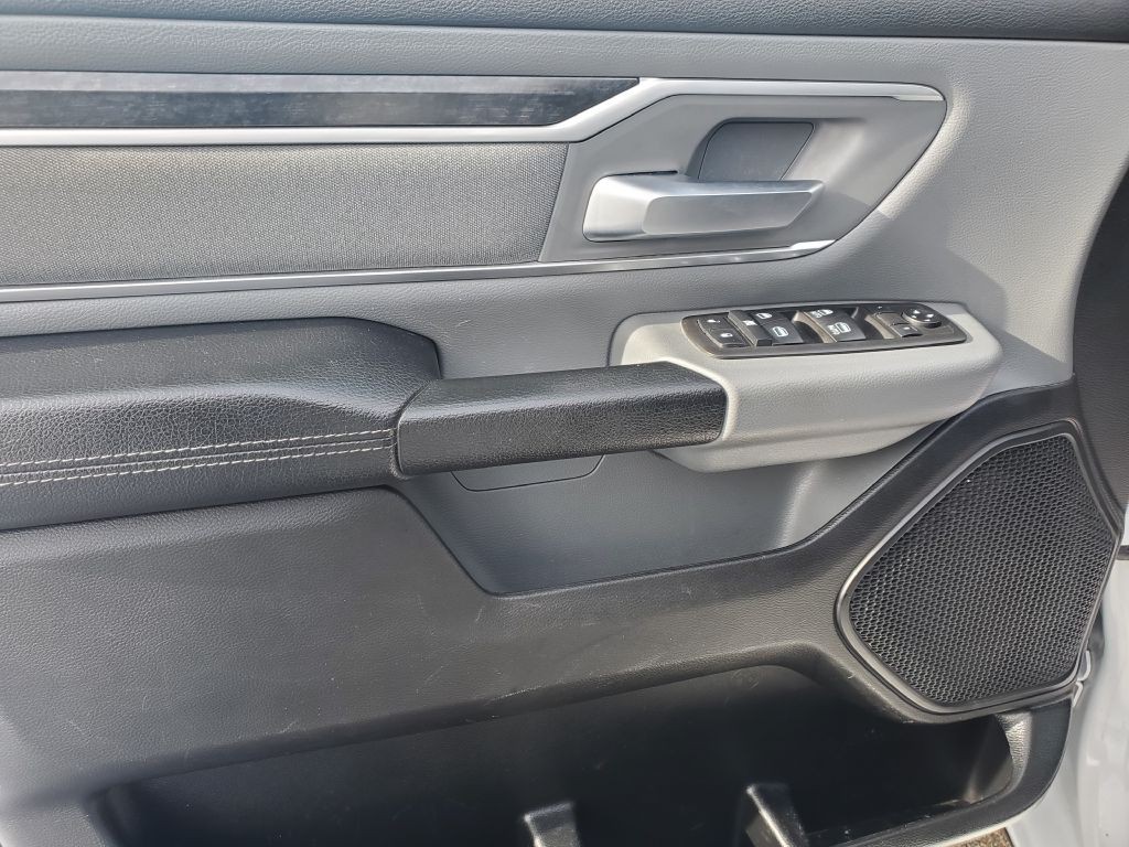 2021 RAM 1500 Image 9
