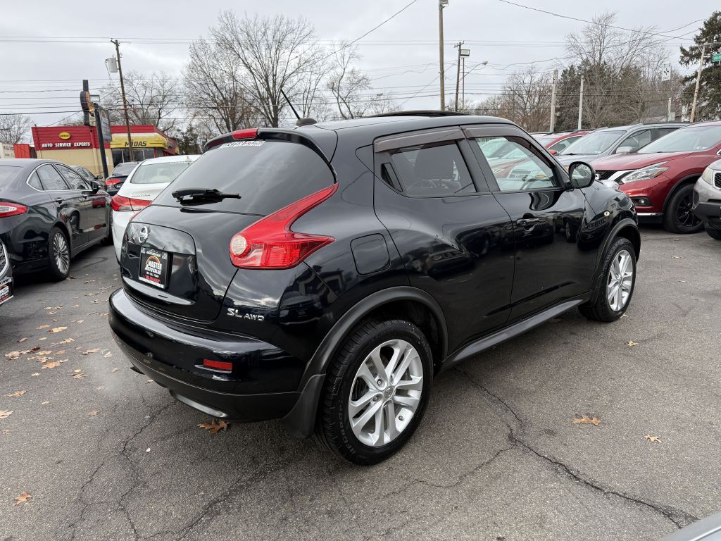 2011 Nissan Juke Image 2