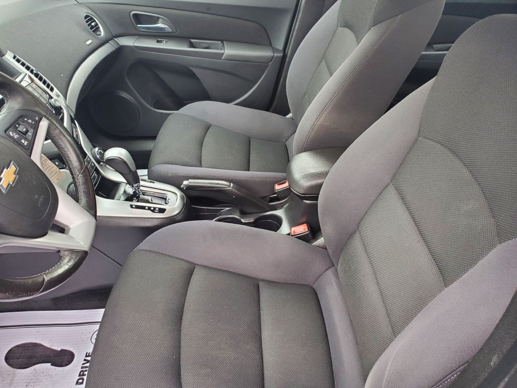 2014 Chevrolet Cruze Image 9