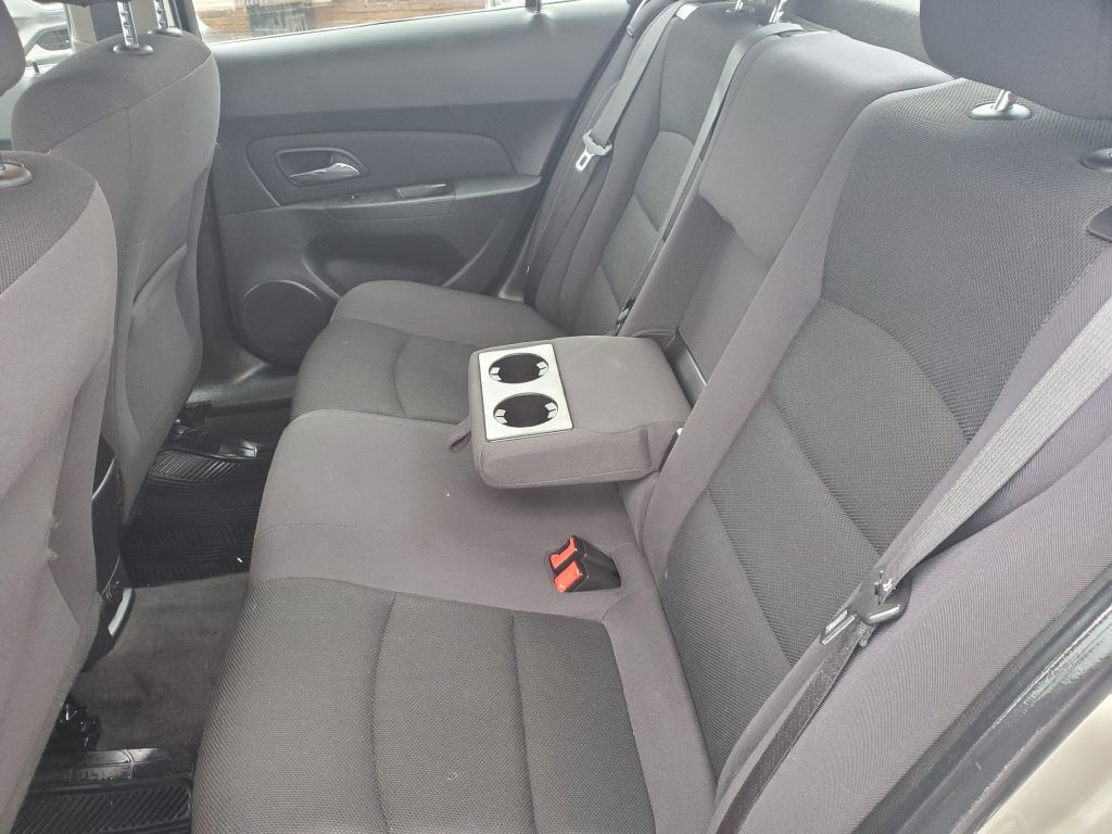 2014 Chevrolet Cruze Image 10