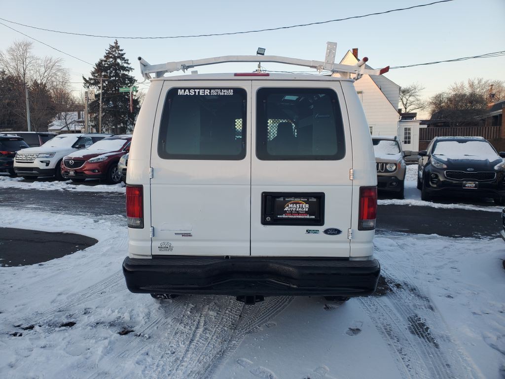 2013 Ford Econoline Image 4