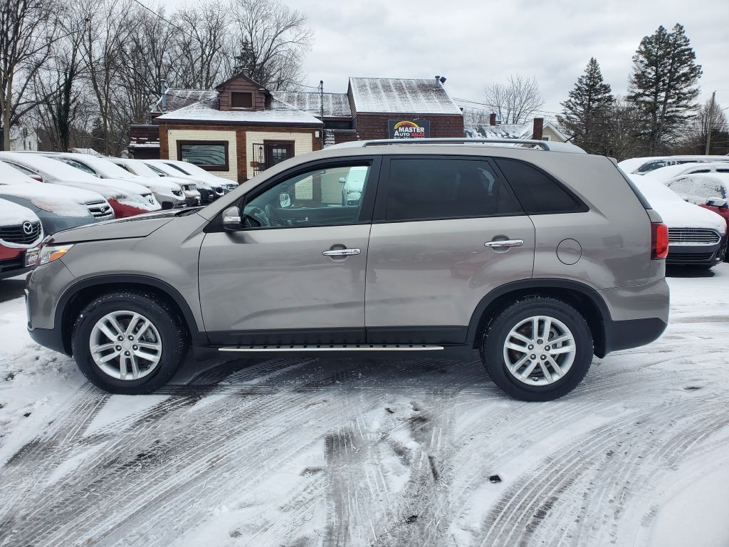 2014 Kia Sorento Image 2