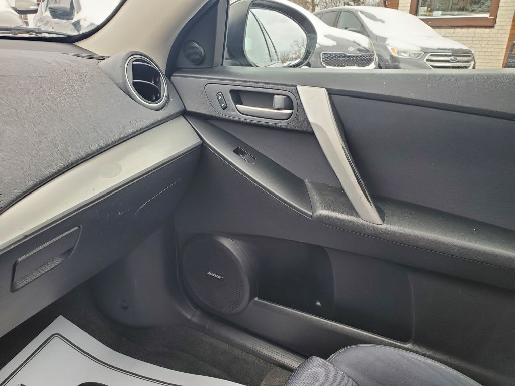 2010 Mazda Mazda3 Image 16