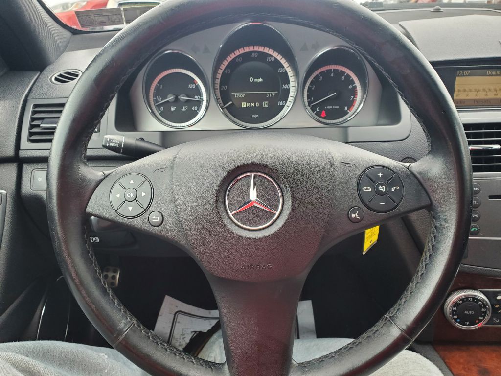 2011 Mercedes-Benz C-Class Image 12