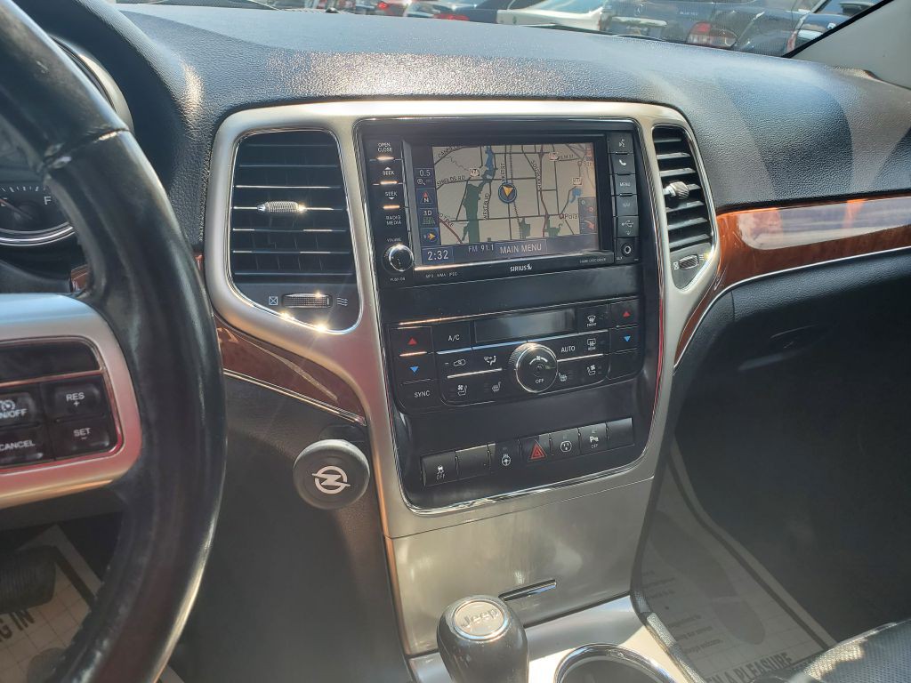 2013 Jeep Grand Cherokee Image 14