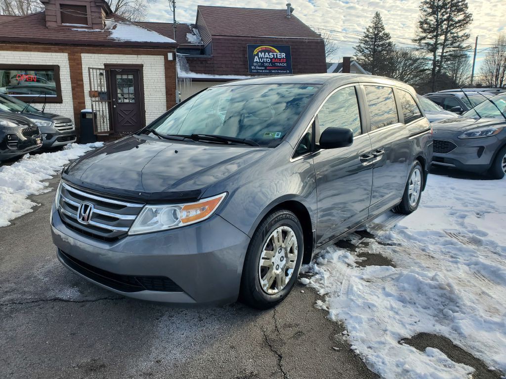 2013 Honda Odyssey Image 1