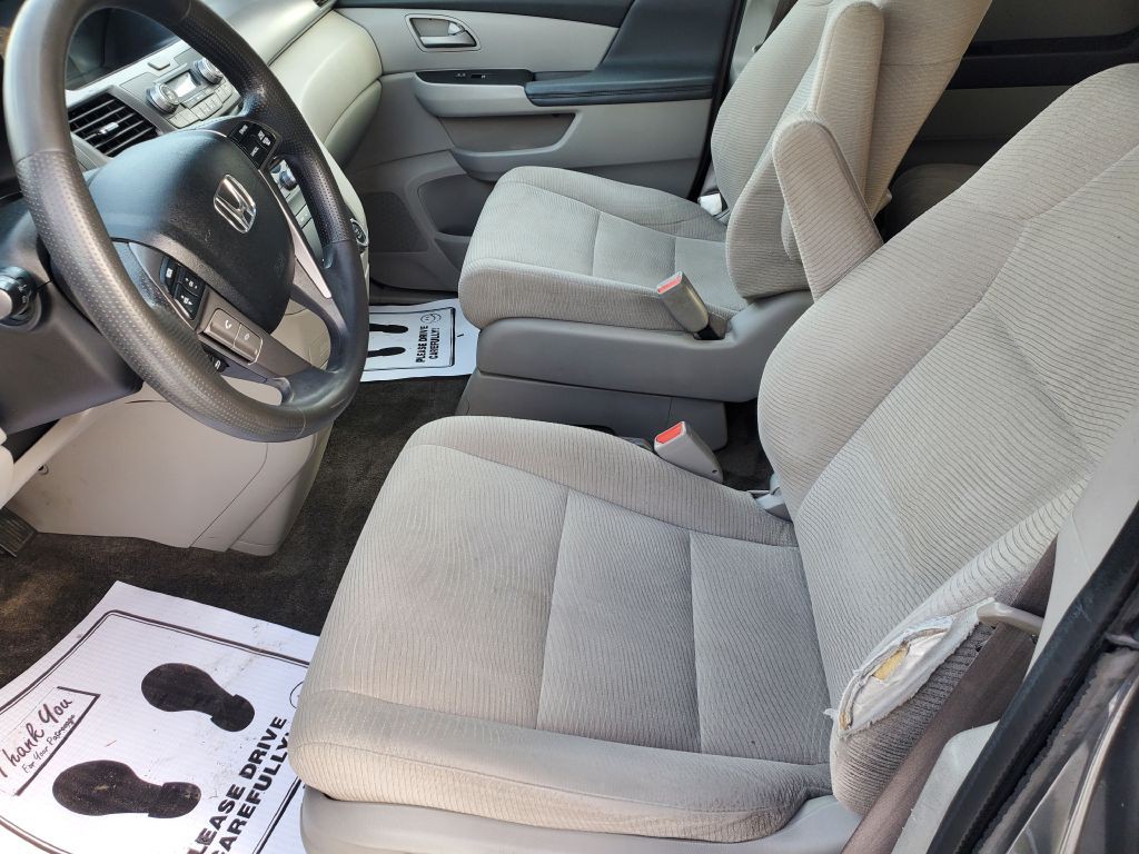 2013 Honda Odyssey Image 10