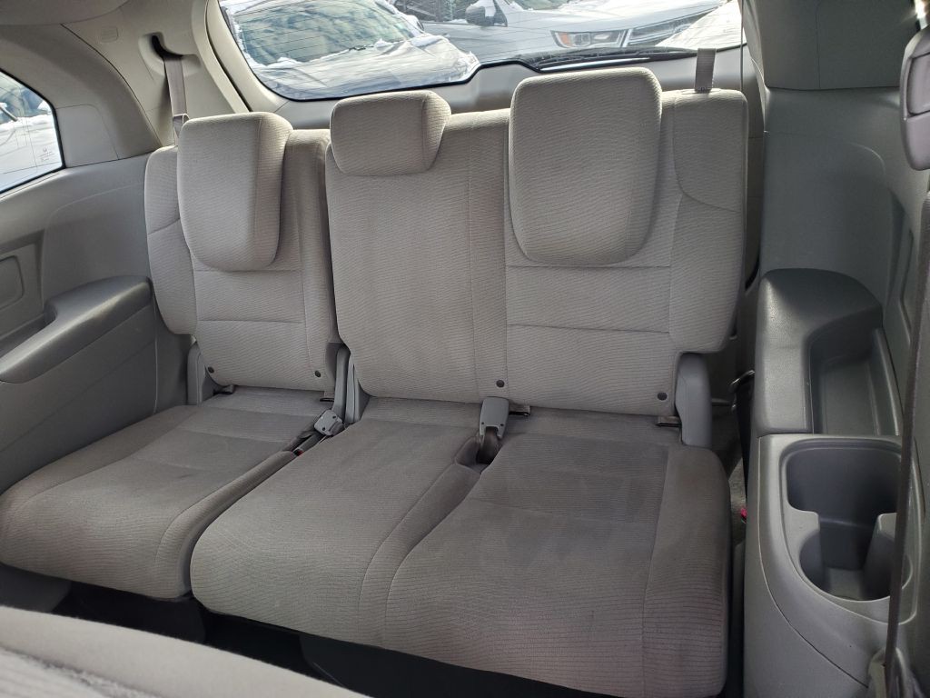 2013 Honda Odyssey Image 12