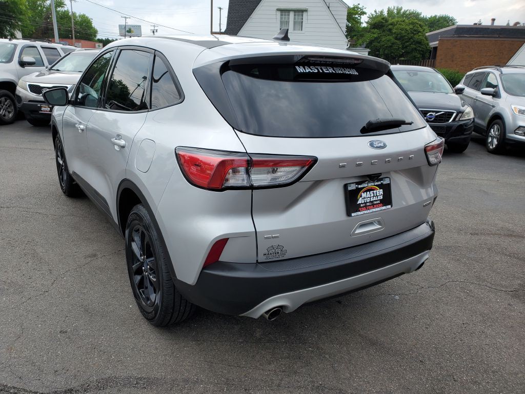 2020 Ford Escape Image 3