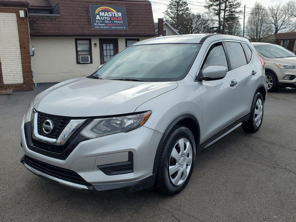 2017 Nissan Rogue Image 1