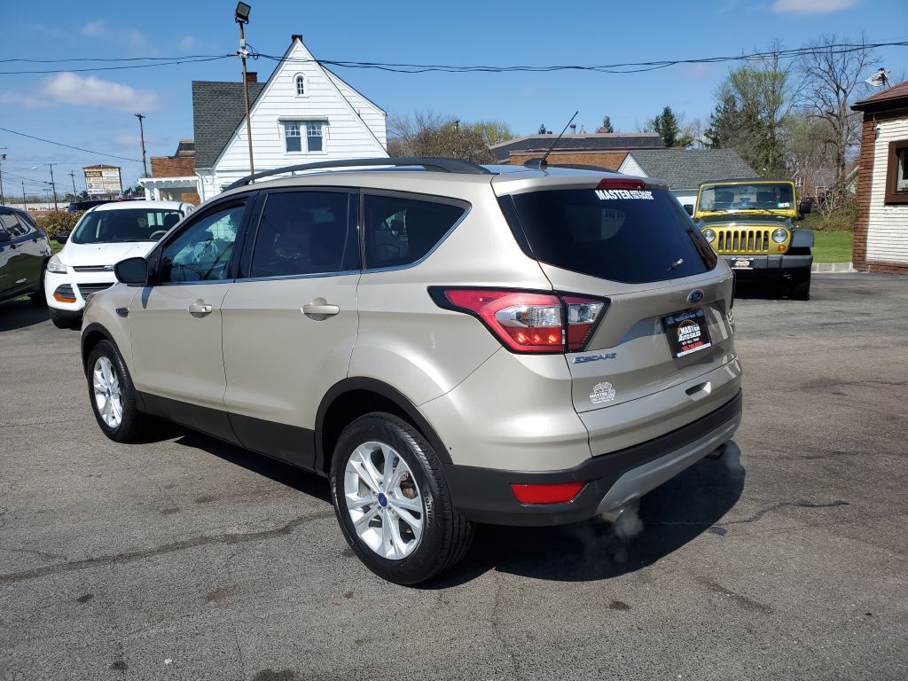 2017 Ford Escape Image 3