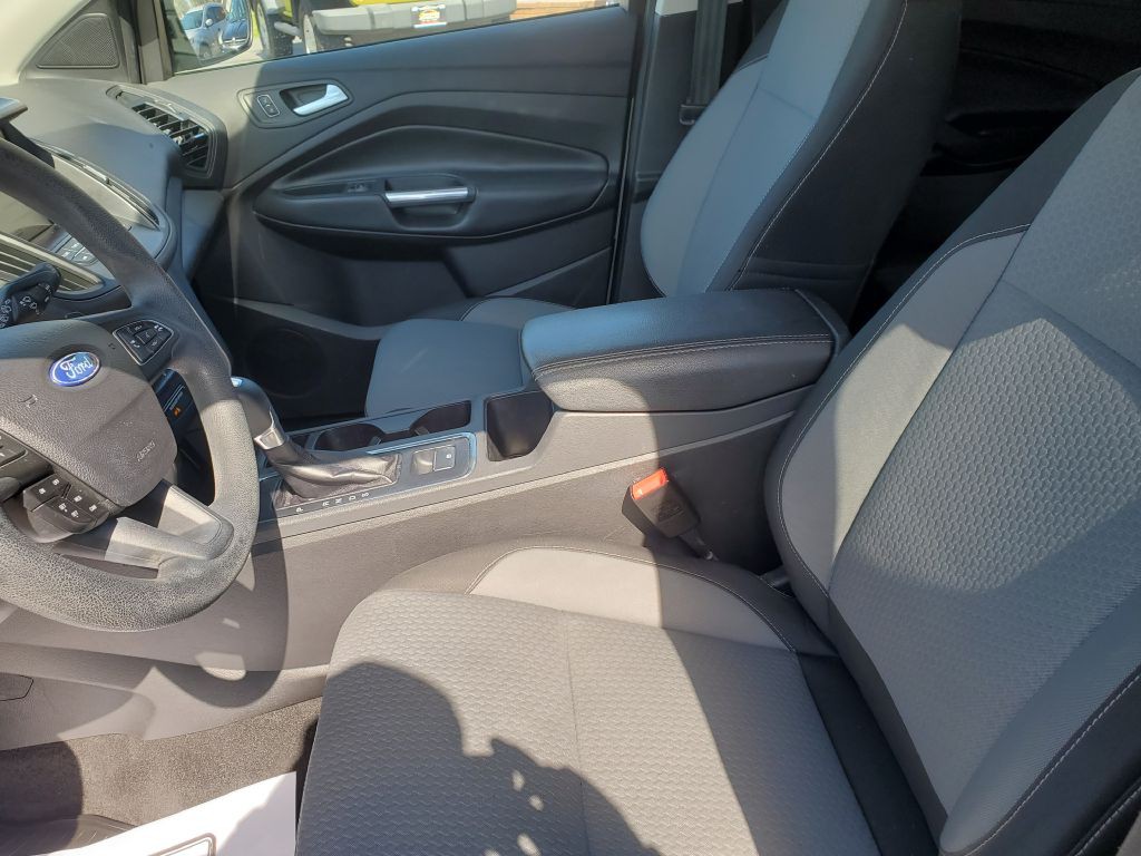 2017 Ford Escape Image 10