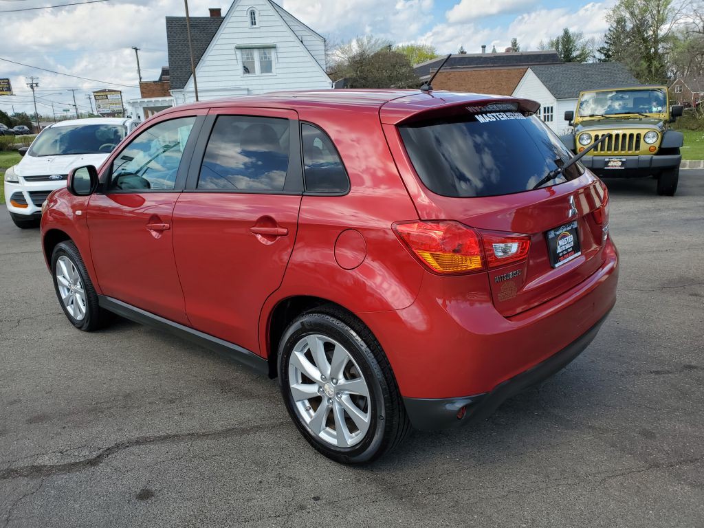 2015 Mitsubishi Outlander Image 3
